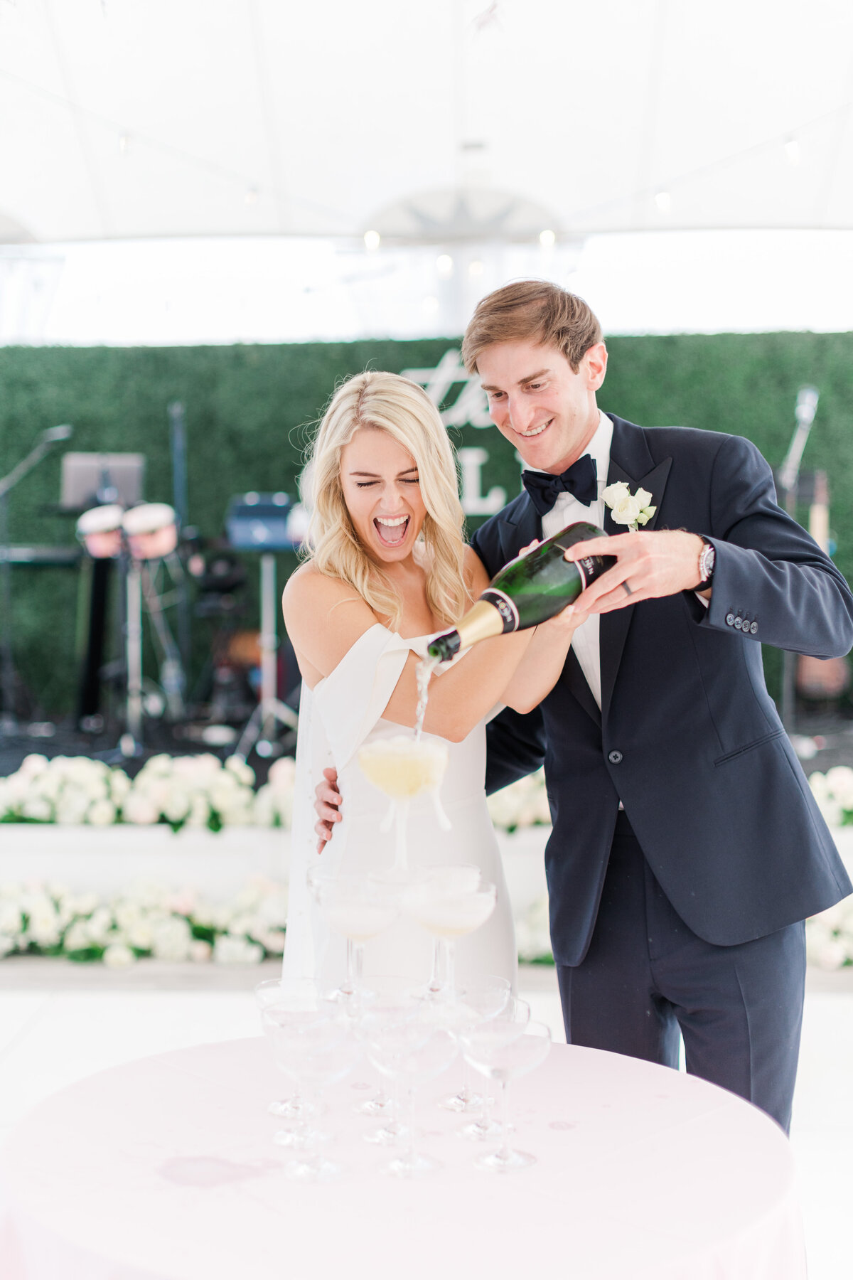Classic Blush & Gold Goodstone Inn Wedding Megan Kelsey Photography-35
