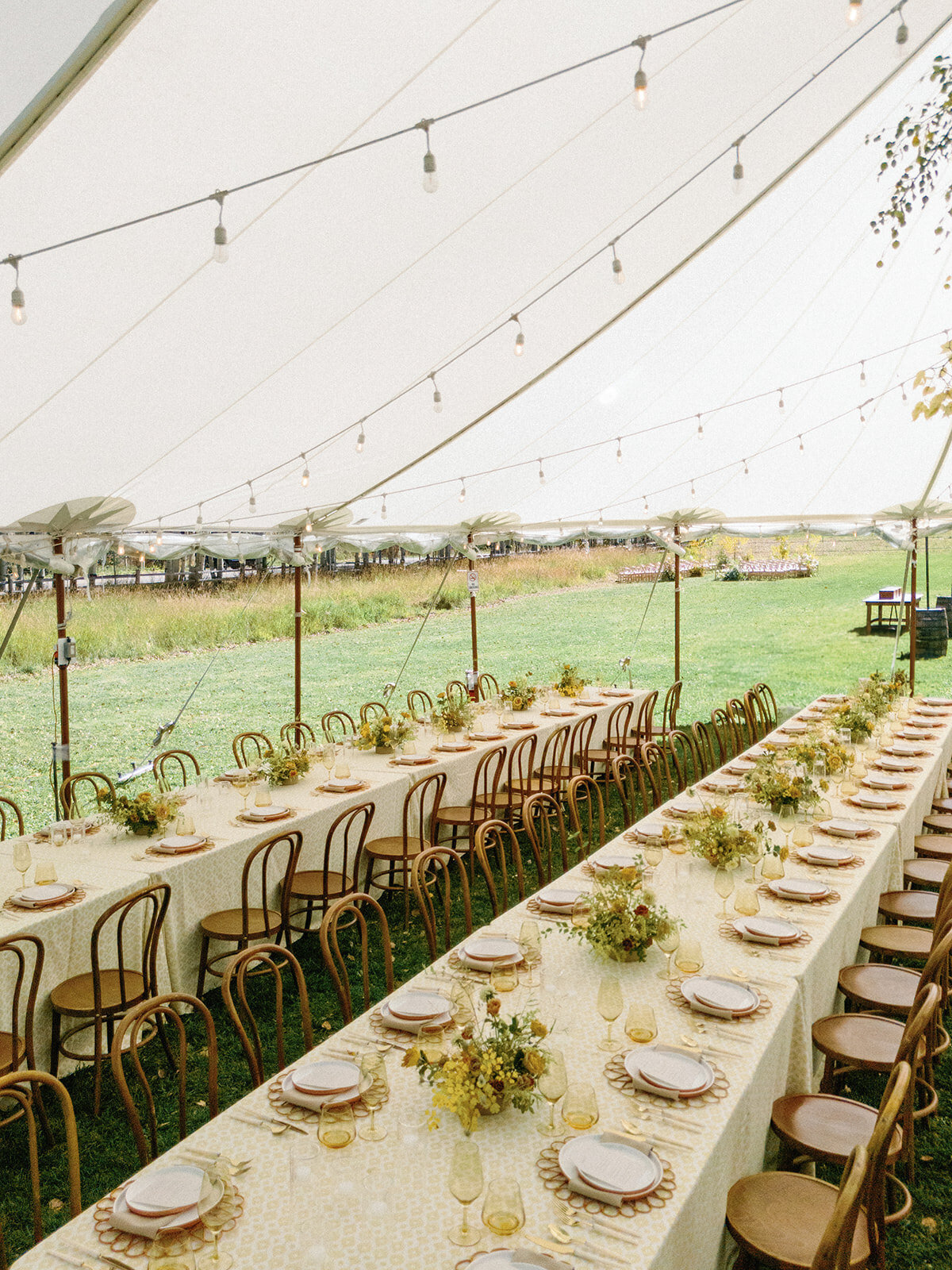 Aspen fall tented wedding at t lazy 7 ranch_RxL-43