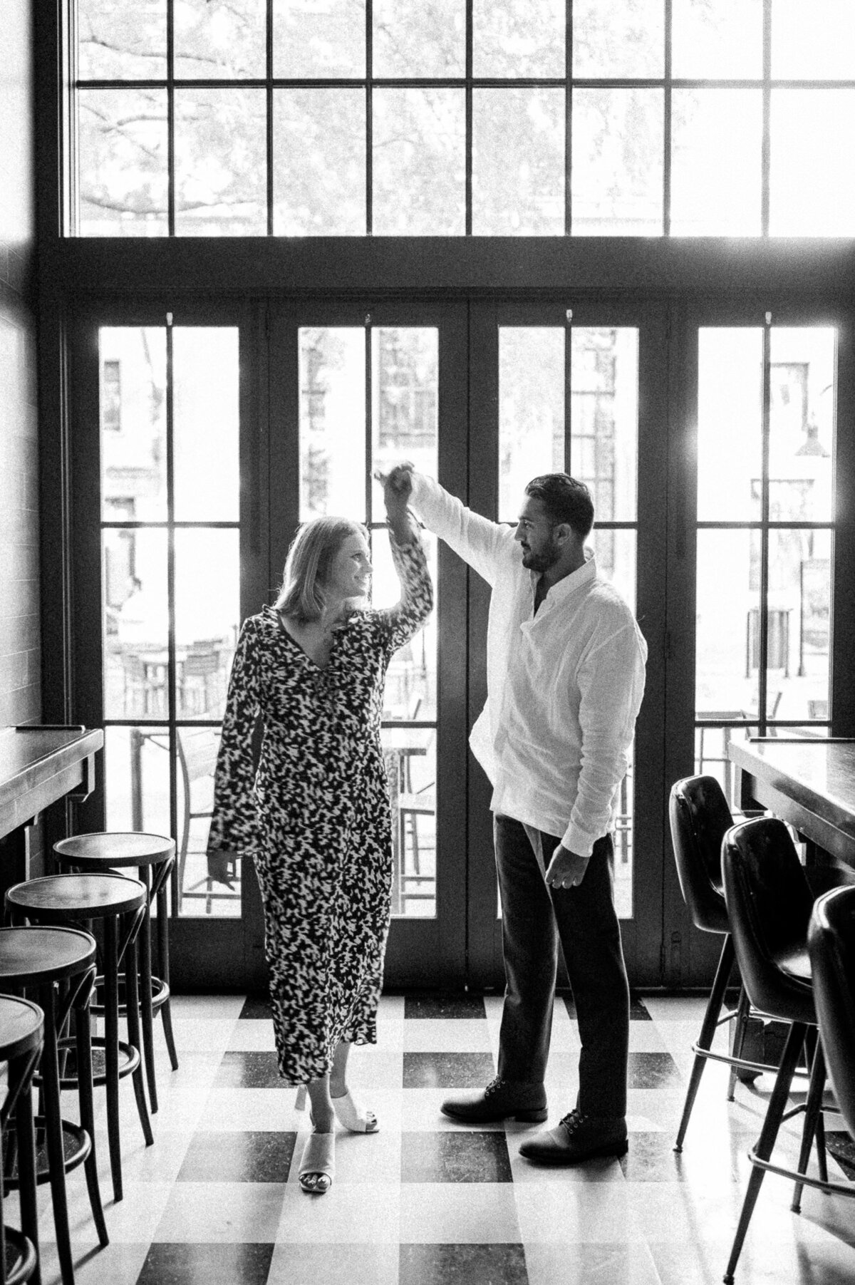Lifestyle Engagement Photographer - Hunter and Sarah Photography-15