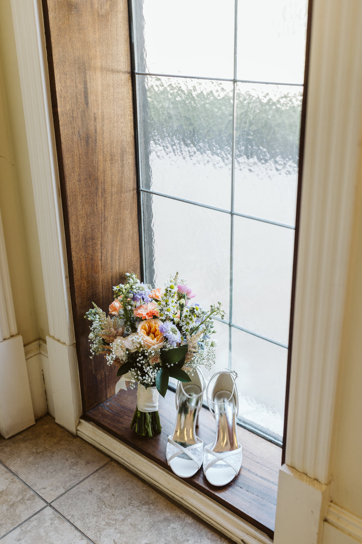Ashton-Gardens-colorful-wedding-photographer-mcp-10