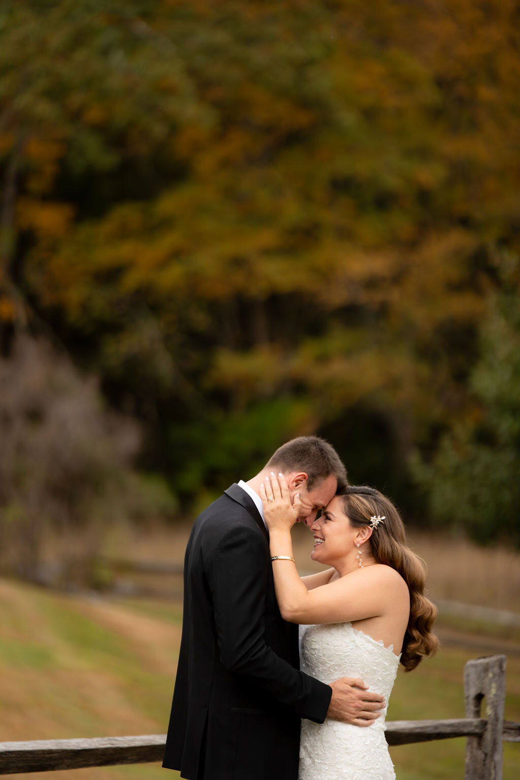 Sarah-Kevin-Gold-Wing-Photography-Vermont-Wedding-Grafton-Inn-Fall-Previews-31
