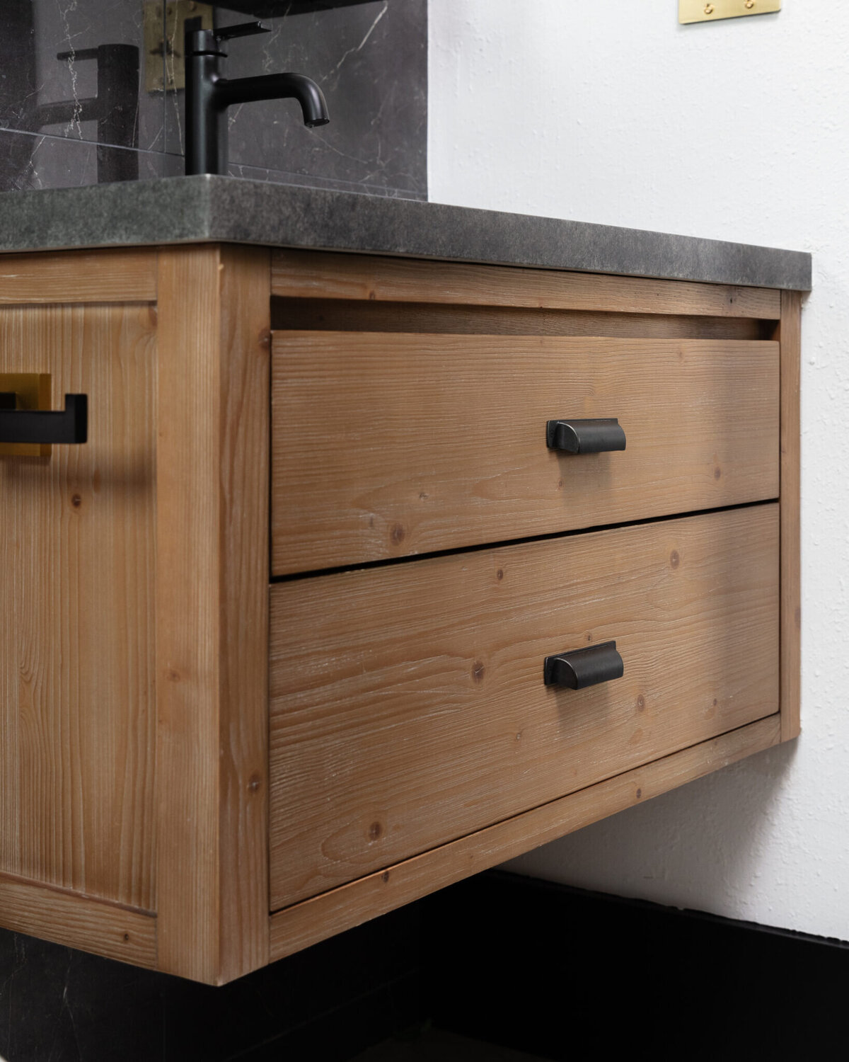 Sedona_Boys_Bath_07-1638x2048