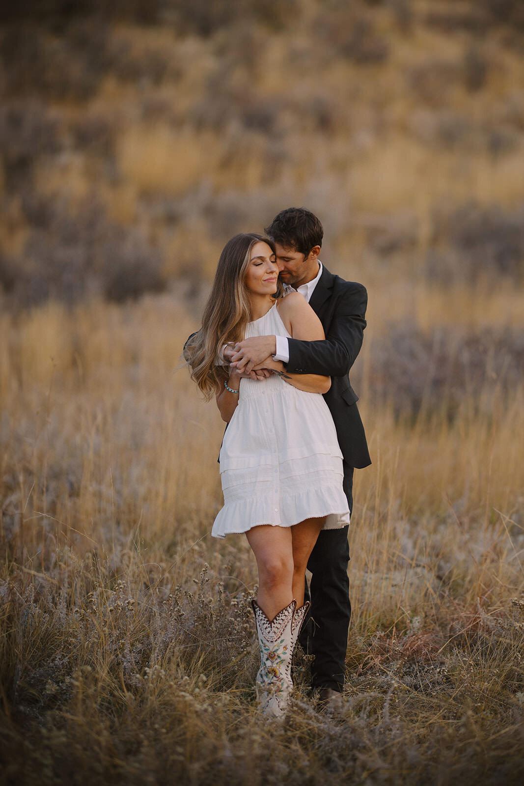 Fort Collins Engagement Wedding Photographer Denver LGBTQ Queer Same Sex Inclusive Estes Park Colorado Venue Planner RMNP Liz Osban 052