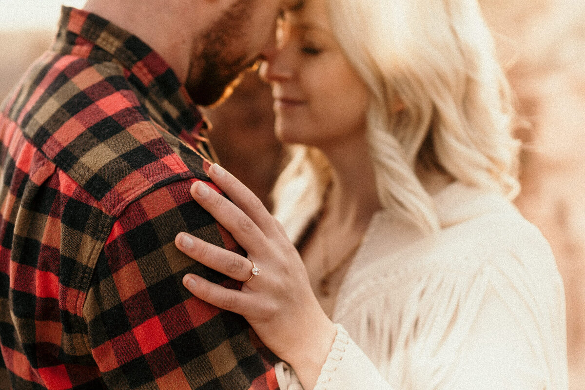 moab_utah_boho_adventure_engagement_destination-120