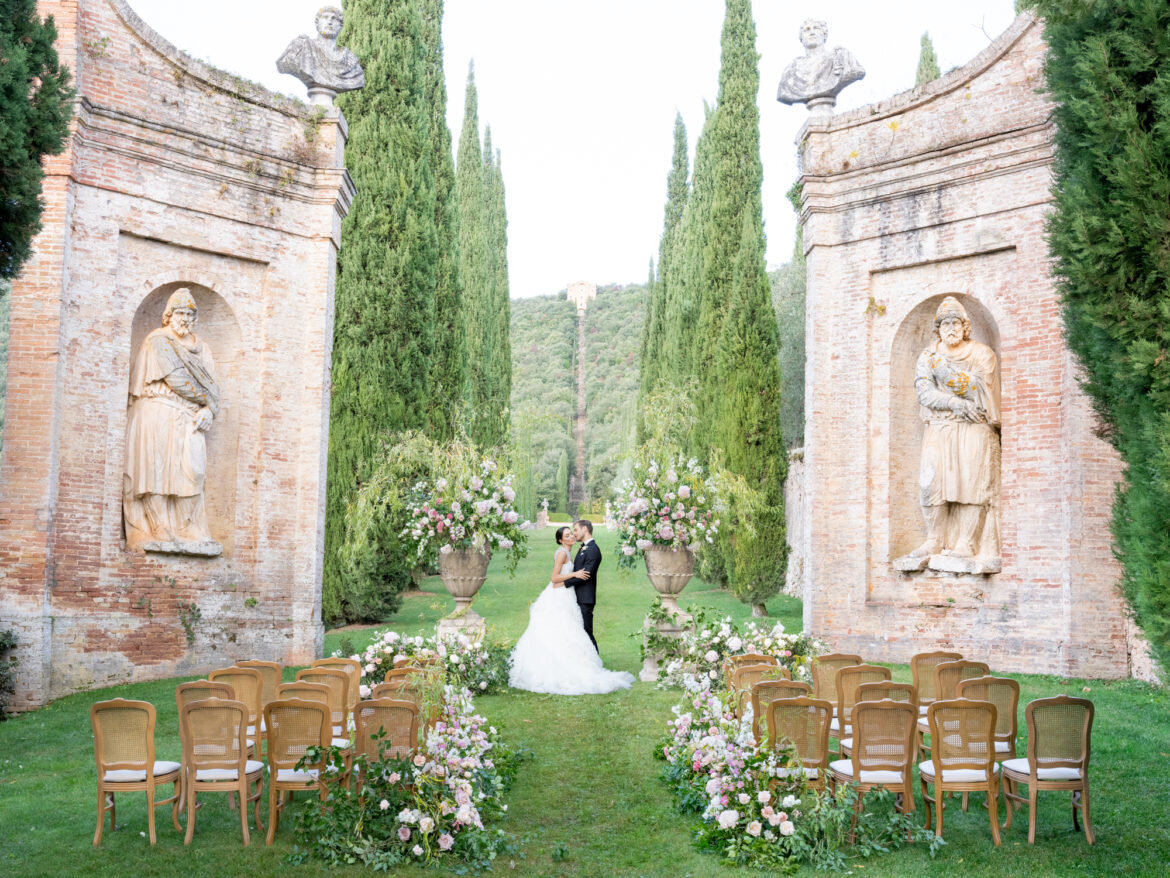 Villa-Cetinale-Wedding-Tuscany-Wedding-Photographer-ROSSINI-PHOTOGRAPHY-0016-1170x878