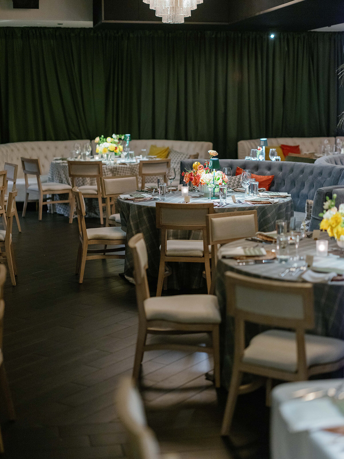 040825_In Trusted Company-Chicago_Dinner-3