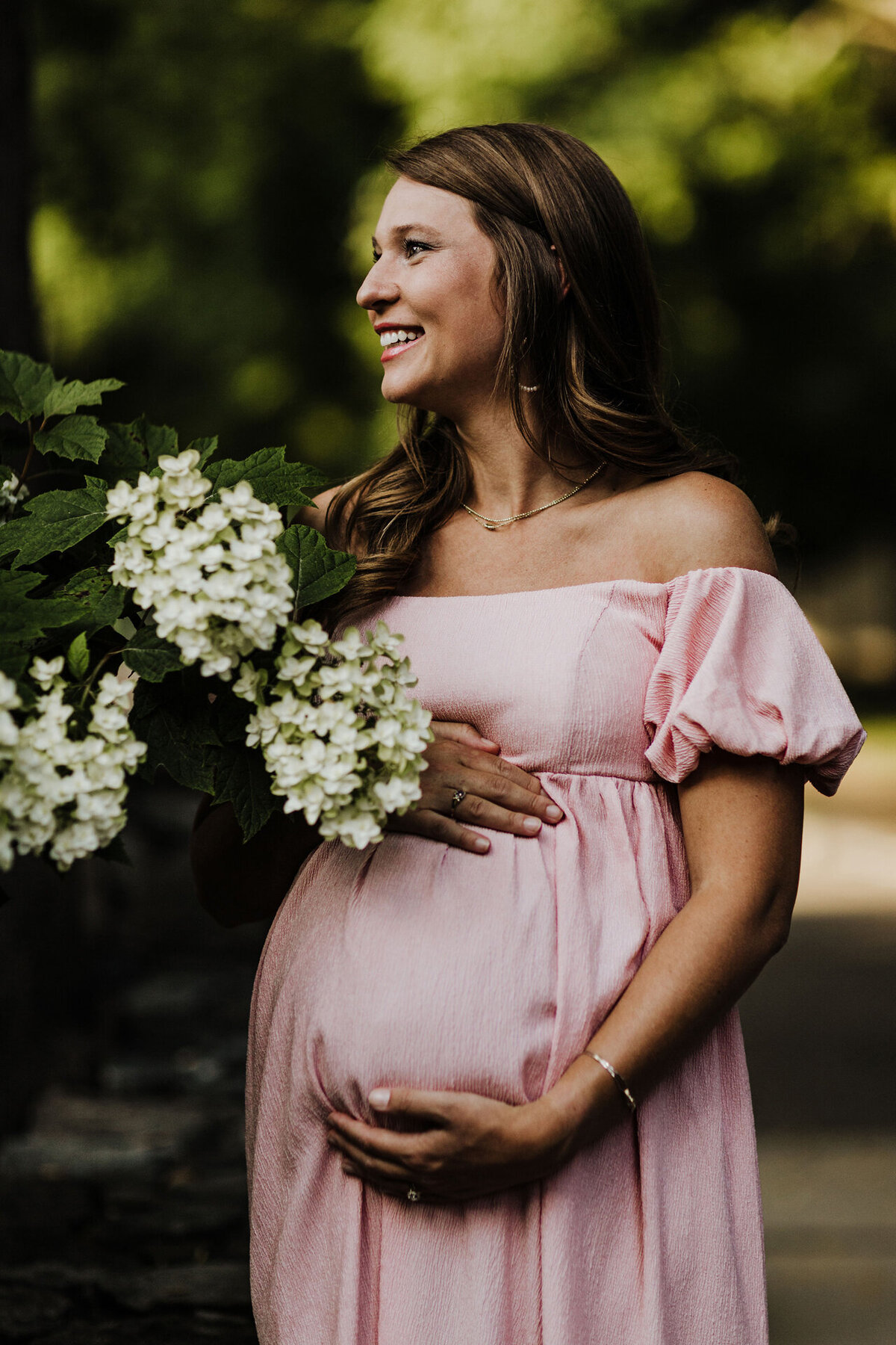 SaraLane-And-Stevie-Maternity-Photography-HeathHannahRuth-BabyGirlBaskin-Huntsville-AL-LR-24