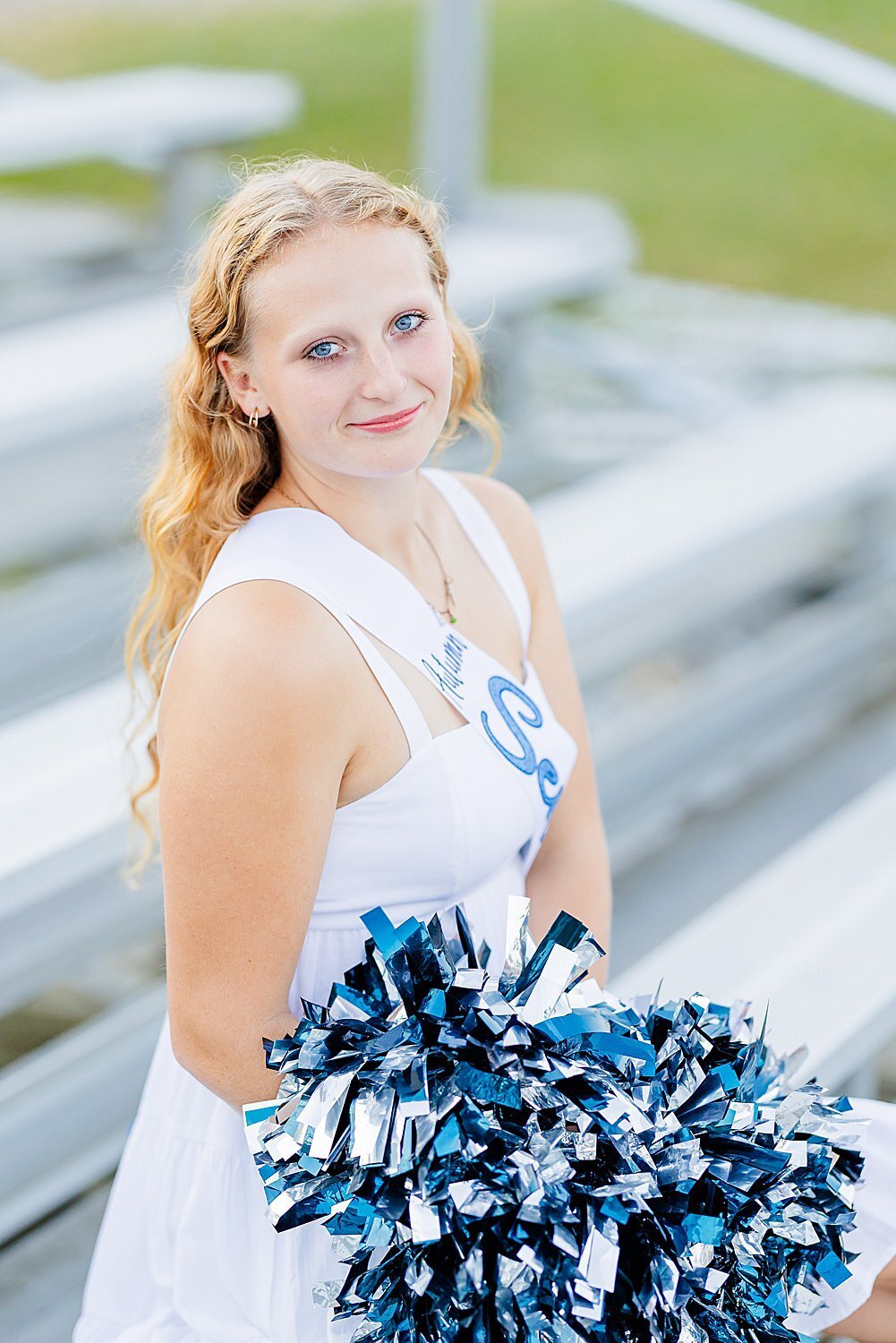high-school-cheerleader-senior-pictures-michigan-photographer