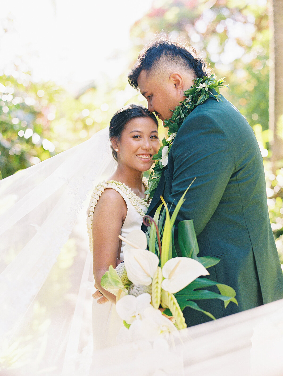 Kauai Wedding photographer Mami Wyckoff Photography engagement family maternity portrait 180