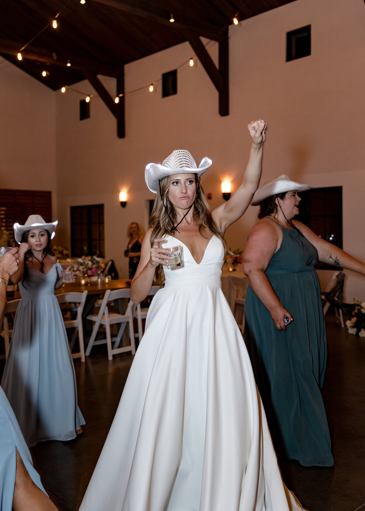 09172022_Hannah+JeremyWedding_ViansaSonomaCA_AnjaJensenPhotography-1317