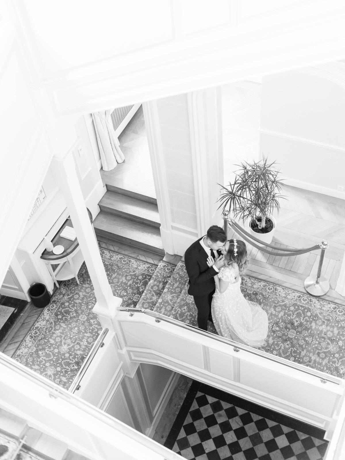 Arika Jordan Photography Chateau Boffemont Paris France Wedding Photographer-131