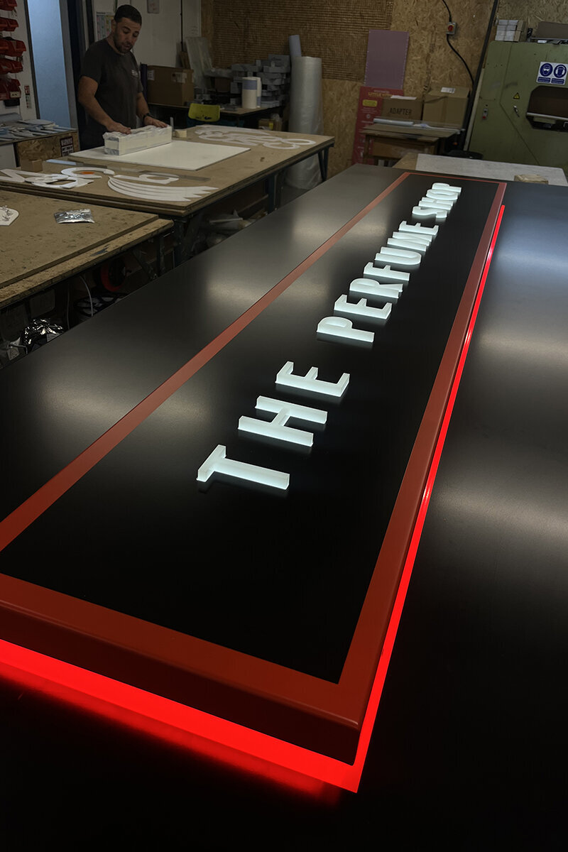 ellis-signs-push-through-acrylic-folded-aluminium-panel-newcastle-gateshead-north-east