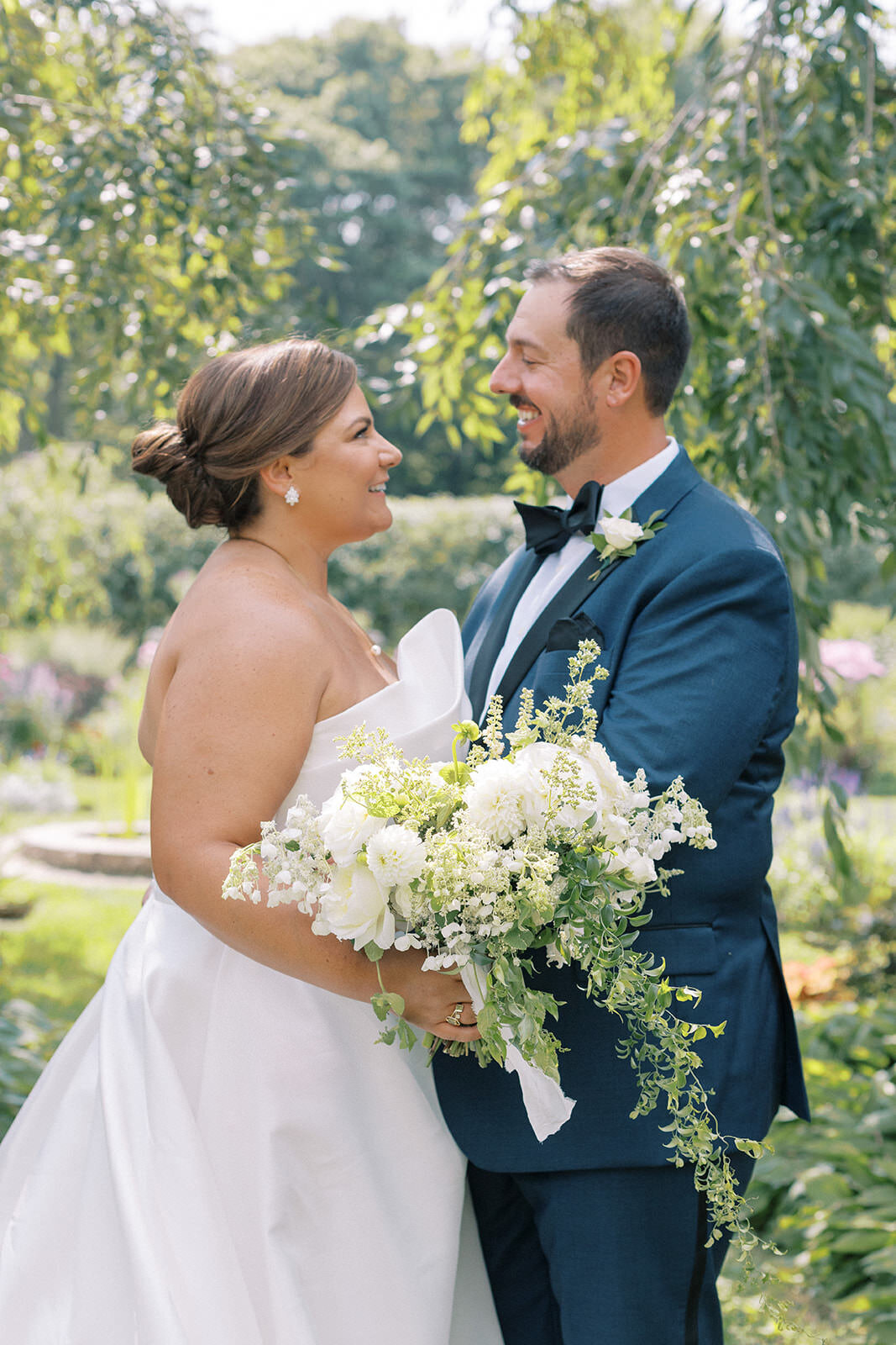 Glen Magna Farms Wedding-Halie Child Photography-22