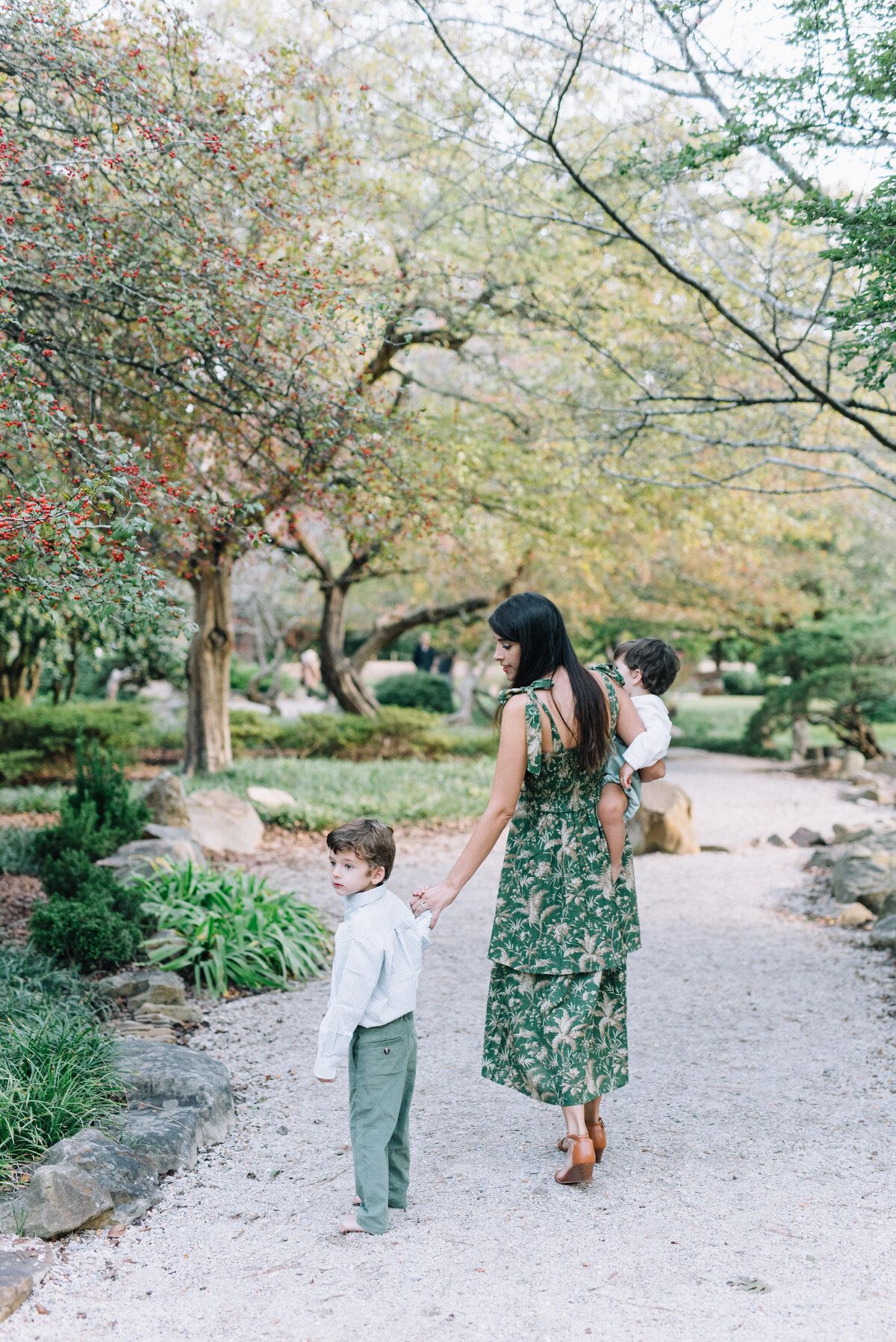 Stunning film photography look session at Birmingham Botanical Gardens