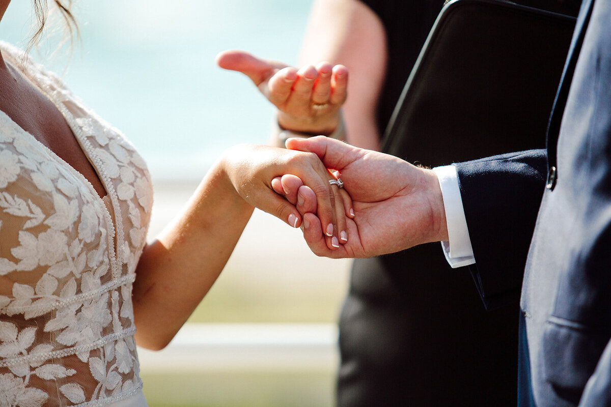 Stephanie and Sam- Kincardine Beach Wedding-Photos by Split Rail Studios0006