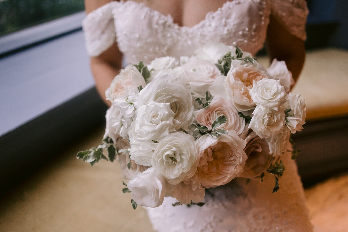 newbury-hotel-boston-fall-wedding-florals-47