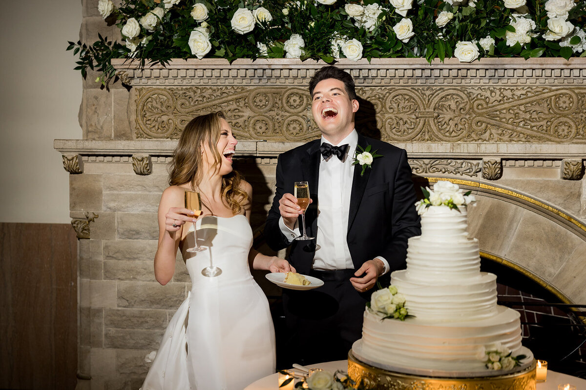 Ed and Aileen Photography Chicago Illinois Digital Film Wedding Engagement Photographers Destination Union Station Nashville55