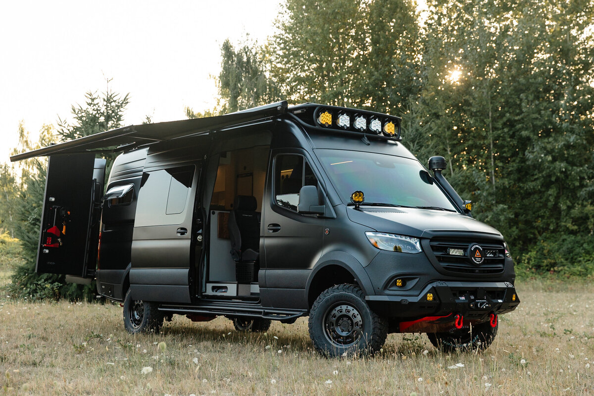 1_WooleyBugger250829_BMV_SlowFastcreative_1708