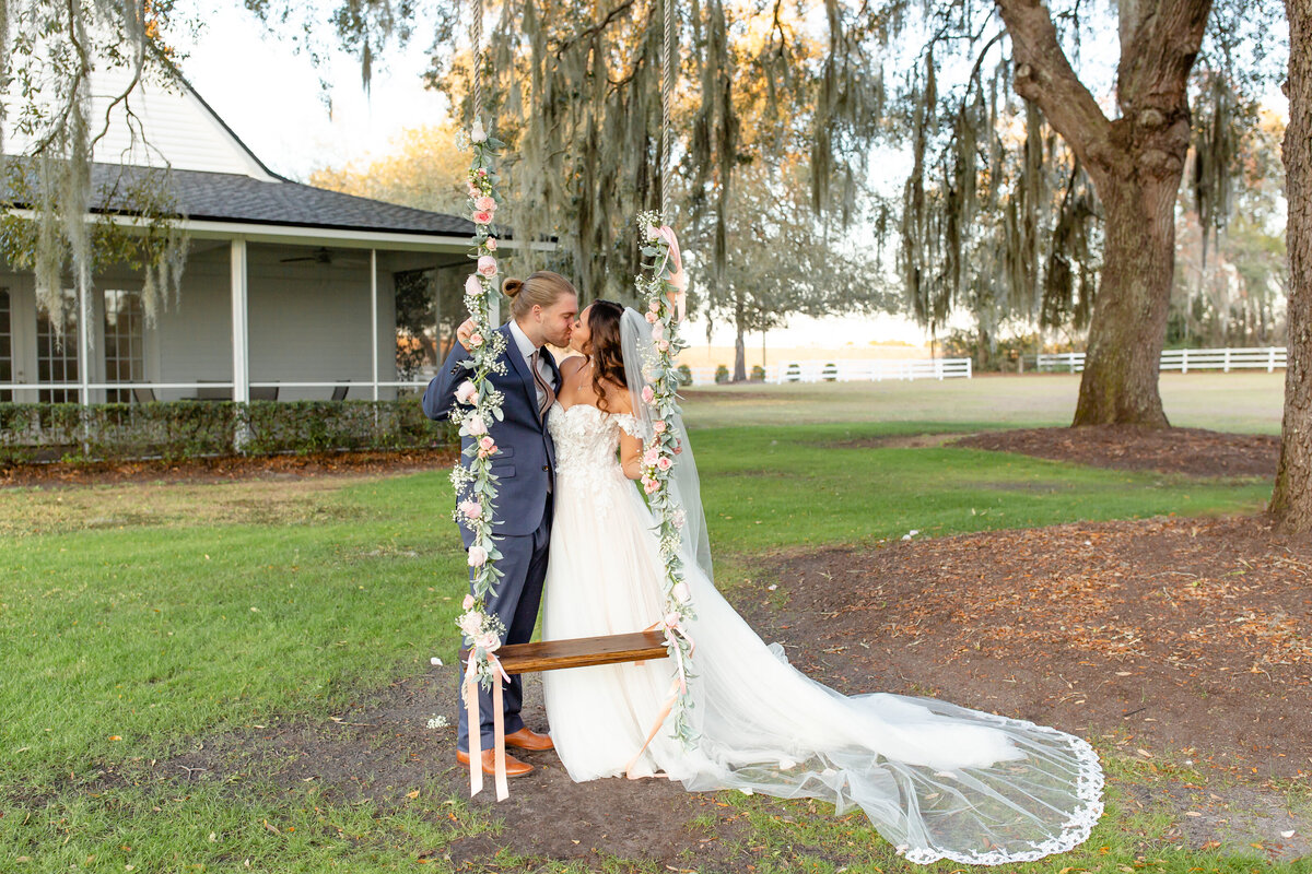 Amy Britton Photography Photographer Wedding Elopement Portrait Photo Florida Light Airy Bright Feminine Orlando Tampa012