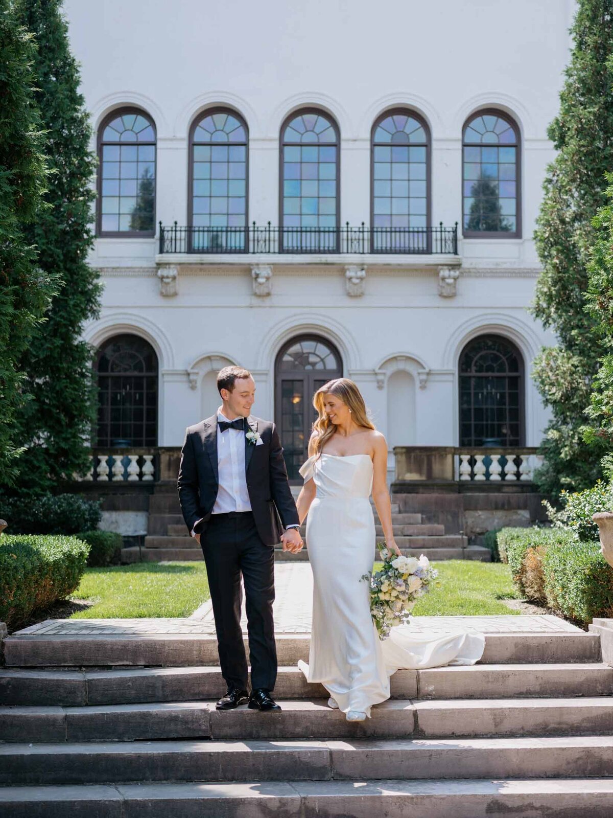 Bride and groom at the Hay-McKinney Mansion Courtyard at Cleveland History Center