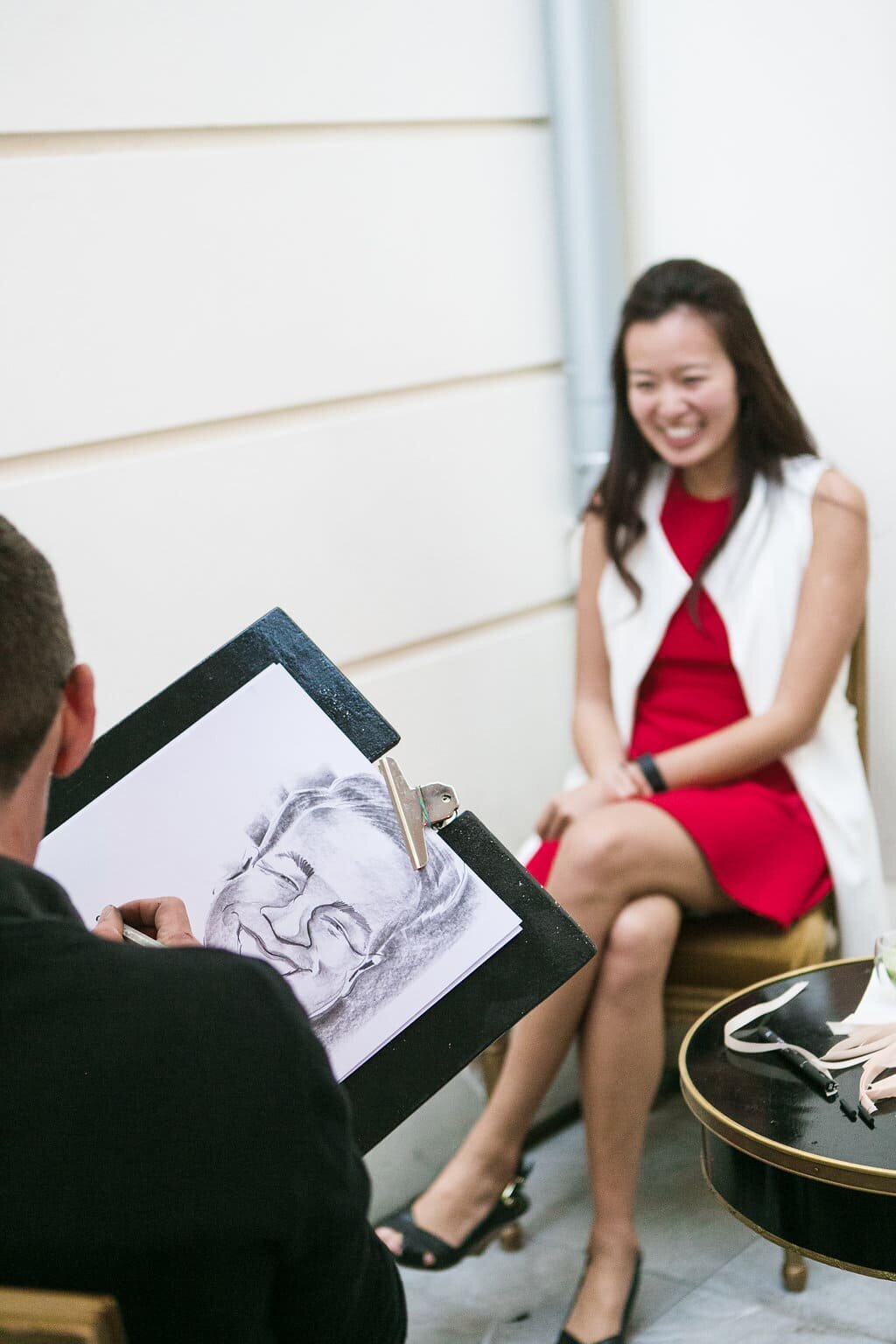 Paris-wedding-entertainment-caricaturist