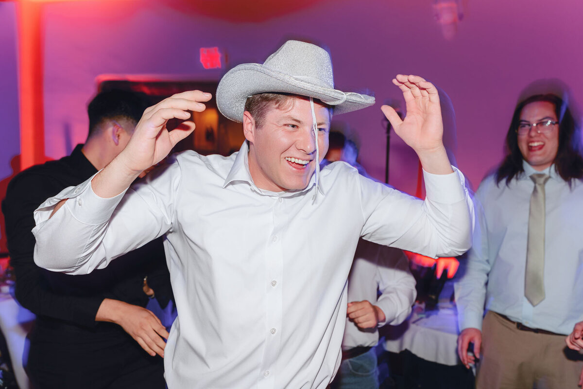 Arizona desert wedding photography at Tanque Verde Ranch venue