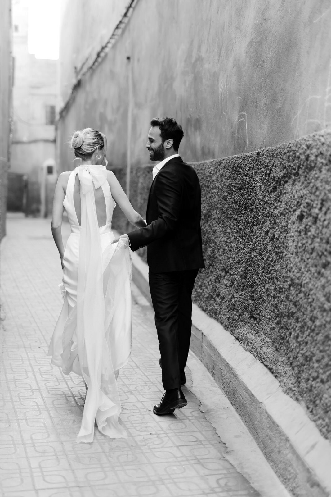 Stylish Elopement Photography in Marrakech 8