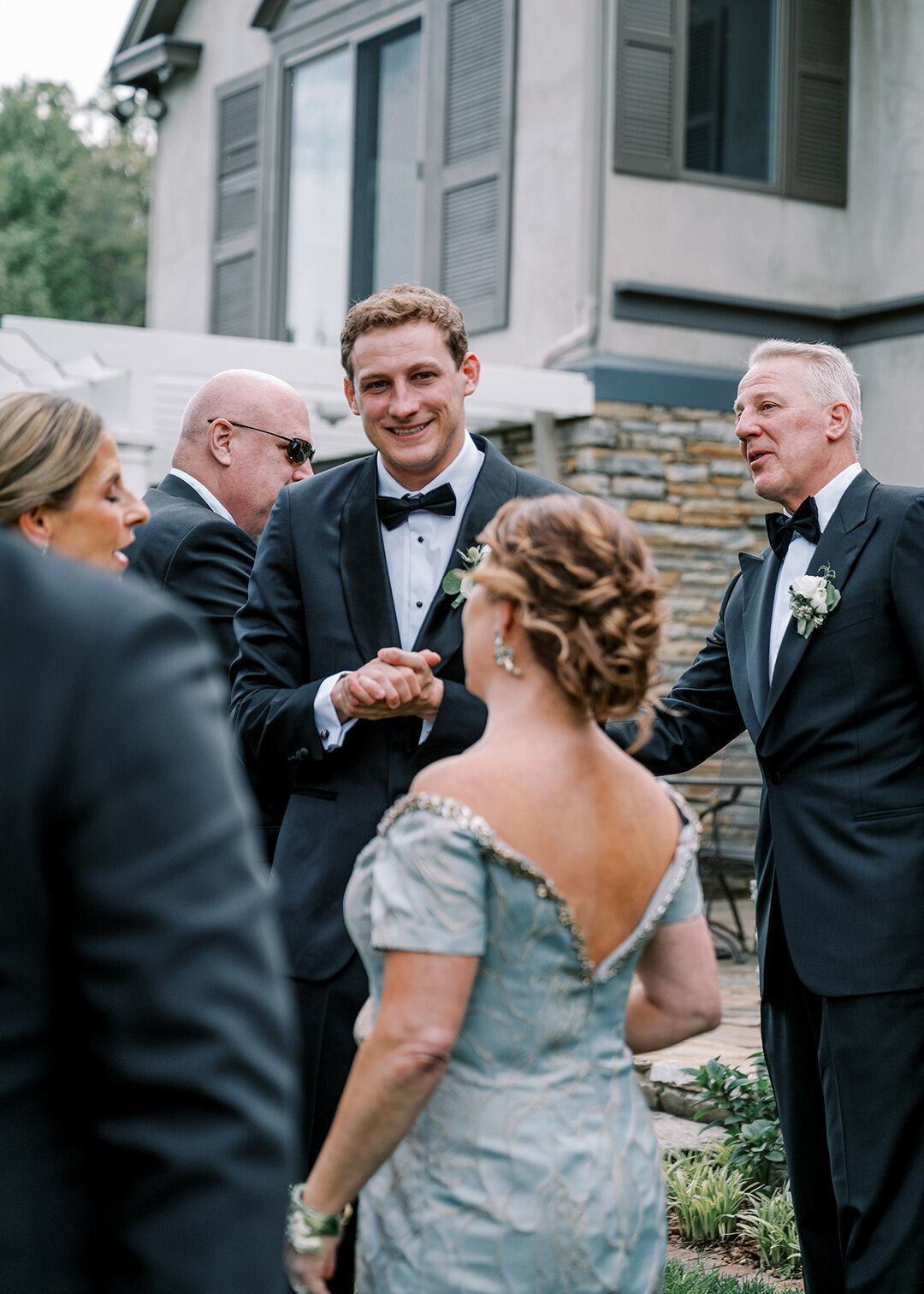 KathleenRob5-3-25GlenstoneGardenVA-VickiGraftonPhotography-659