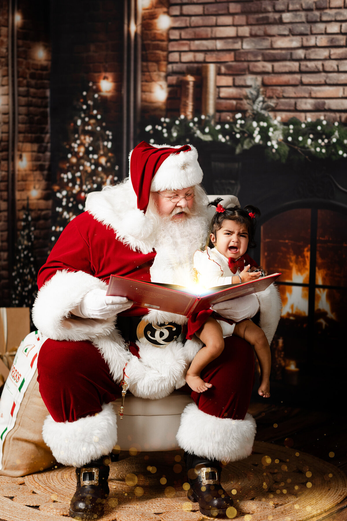 Best NWA holiday photographer, holiday portraits near me, Northwest Arkansas holiday photography, NW Arkansas holiday photos, NWA santa photos