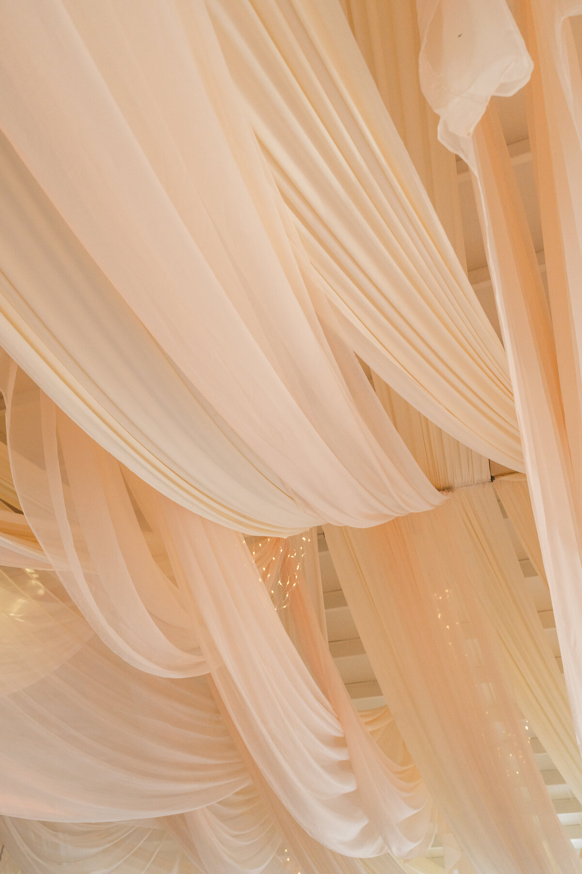 Regina Malo - Destination Wedding Photographer - Honduras - Mari & Popo-157