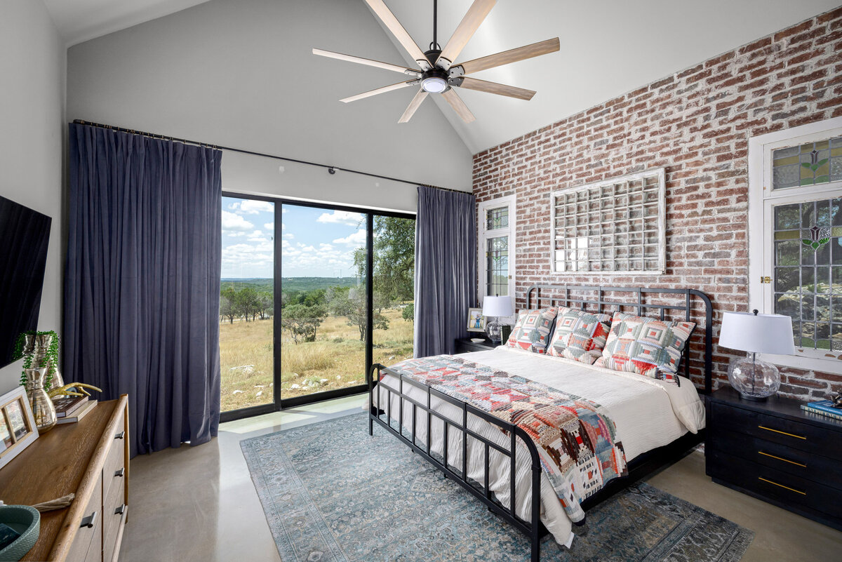 149A1301_29486 FM 3009_G. Morris Homes_Fossum Studios_2500px