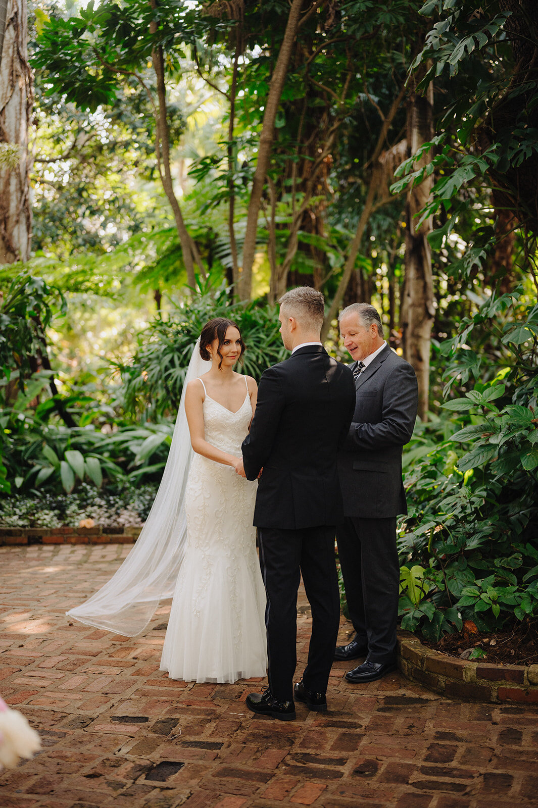 mcneile-photo-sunken-gardens-wedding-chantilly-chic-celebrations-14