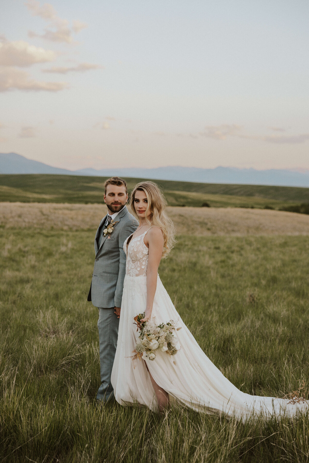 montana-elopement-wedding-foster-creek-farm
