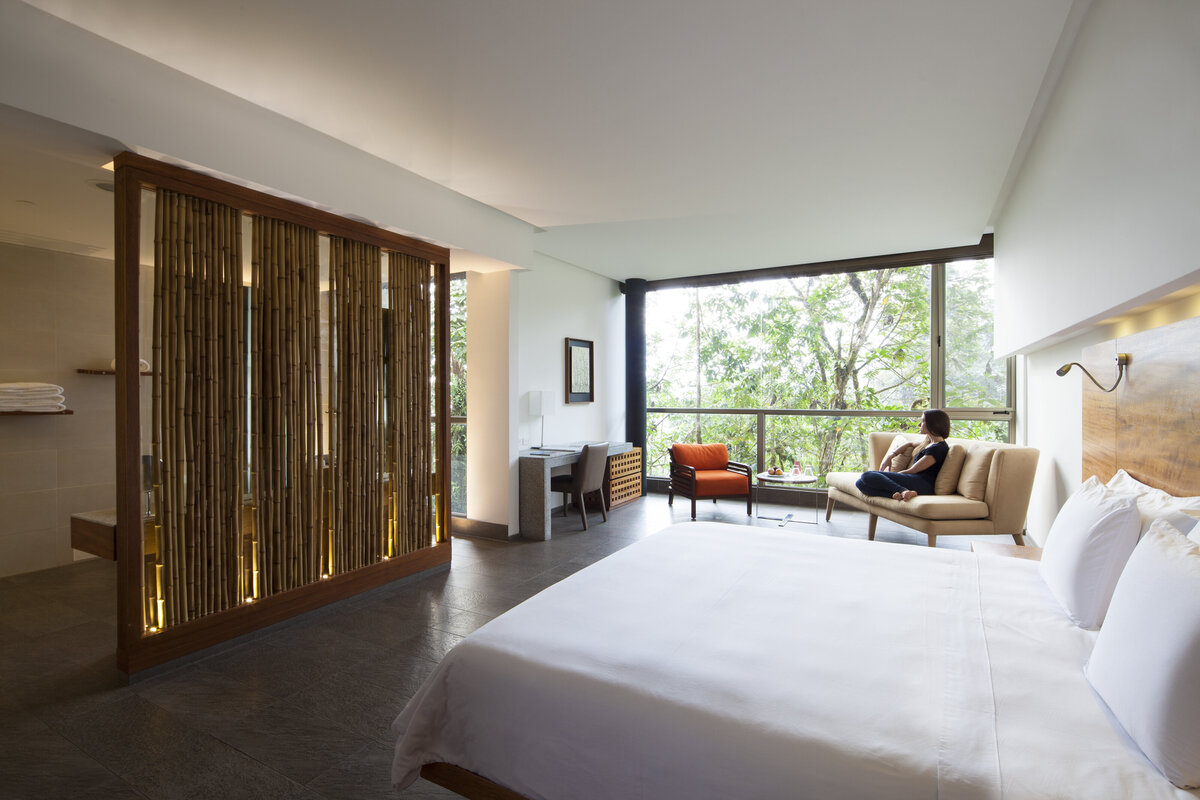 Waterstone - Mashpi Lodge - Mashpi Reserve - Ecuador - Luxury Boutique Hotel - MP10039-Mashpi-Lodge-Yaku-suite