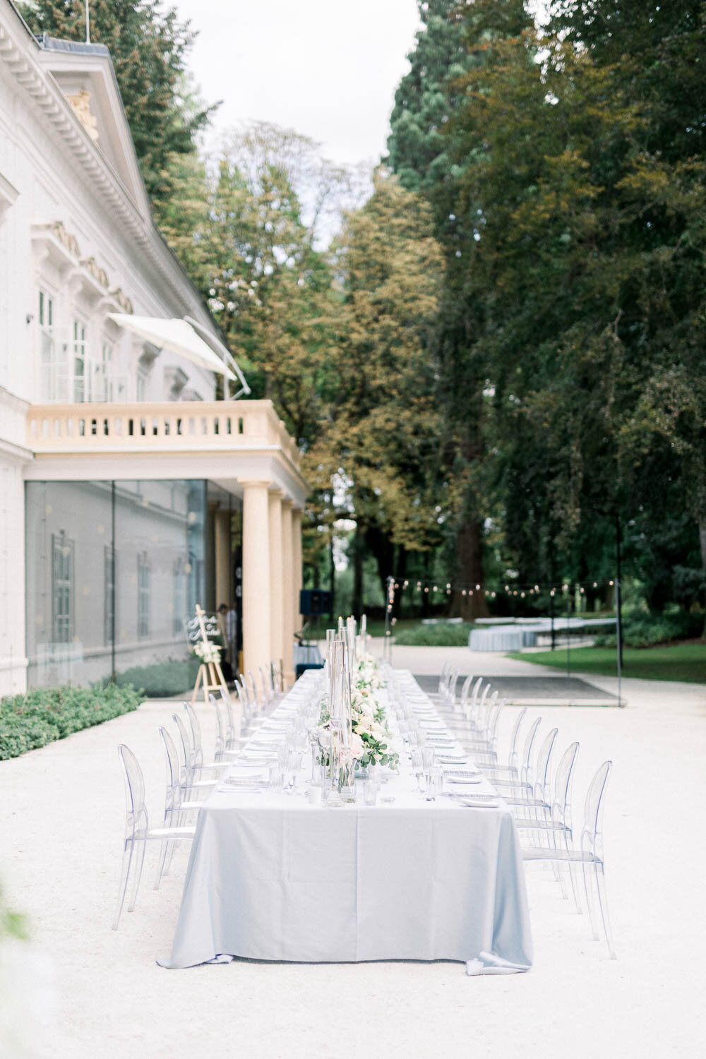 wedding chateau outdoor reception