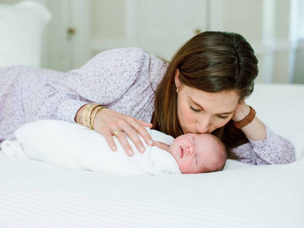 richmond-natural-newborn-photos-at-home-amy-nicole-photography-0227
