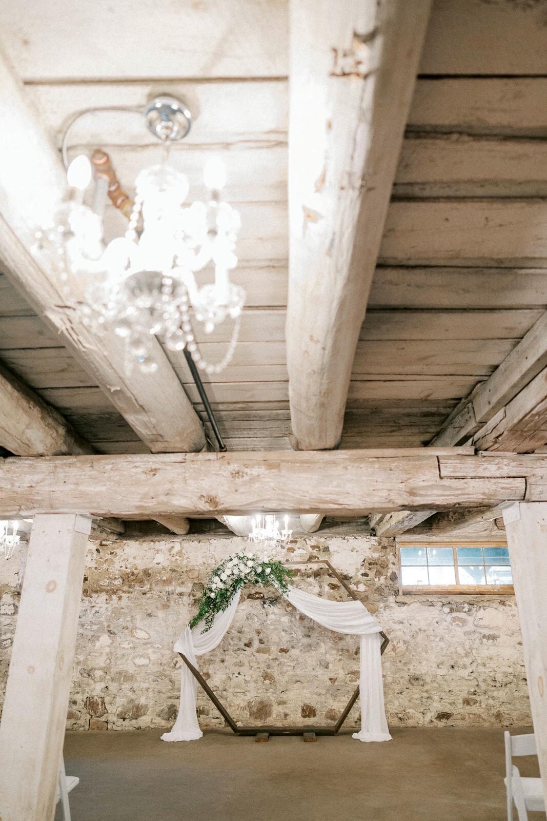 W11-Wedding-Photos-Caledon-Valley-Estate-Eleanor-and-Michael-2024-11-02-2500px-1122