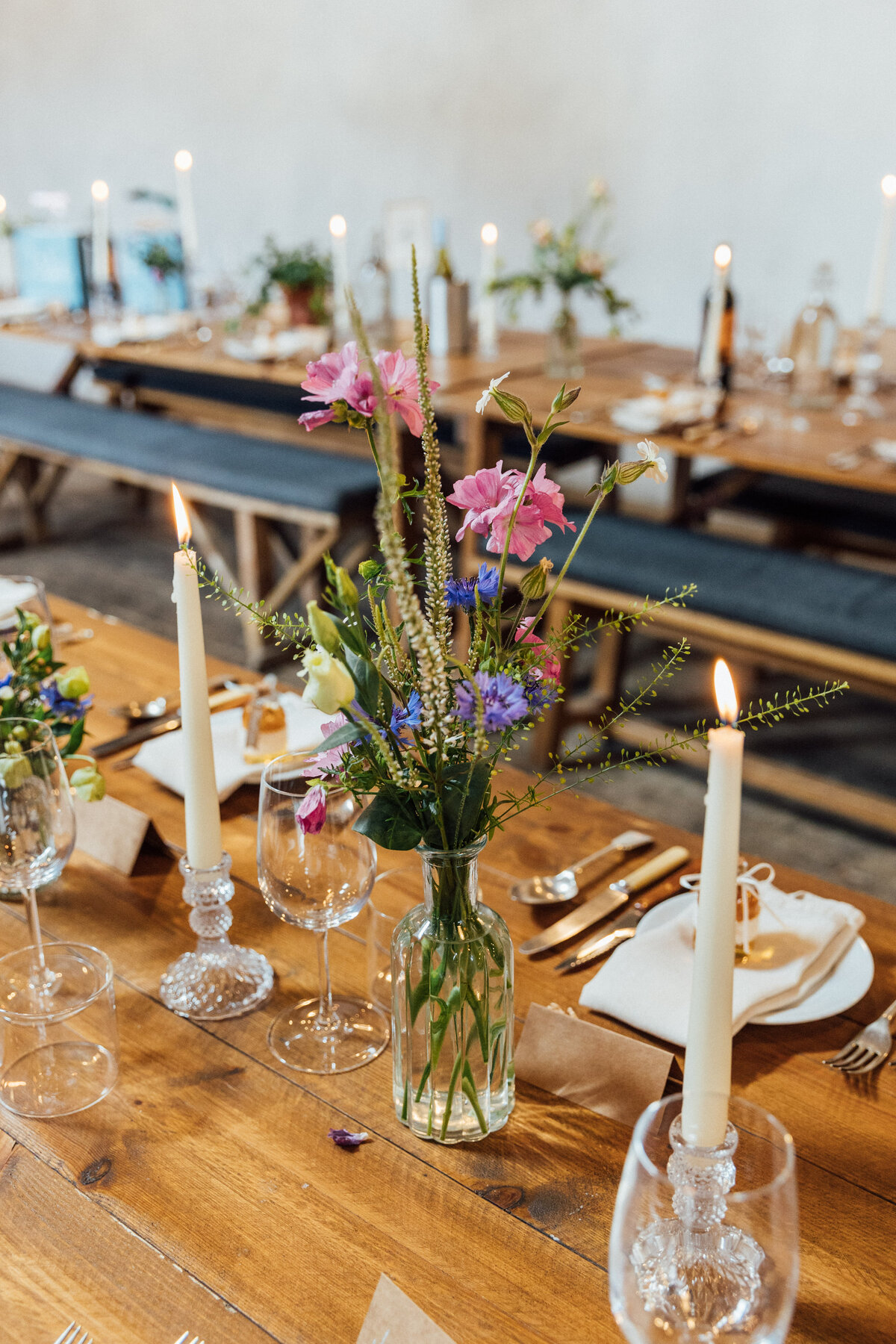 Table decor at The Free Company wedding