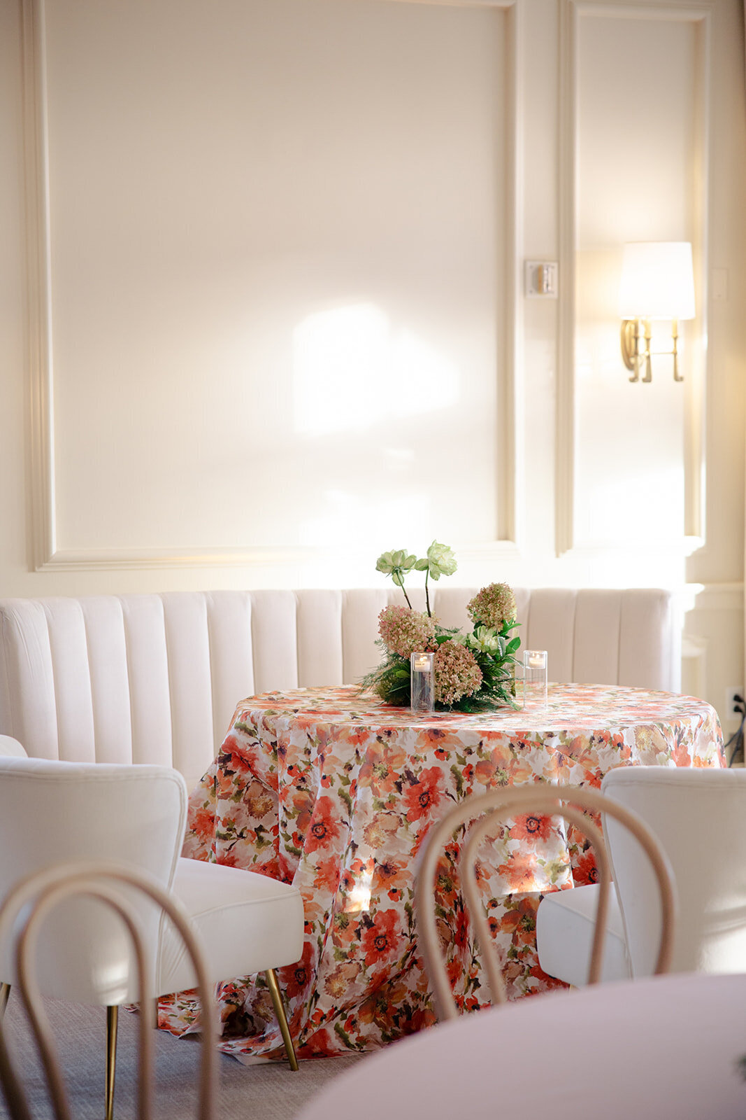 pink-and-orange-fall-wedding-tablescape-greenwich-ct