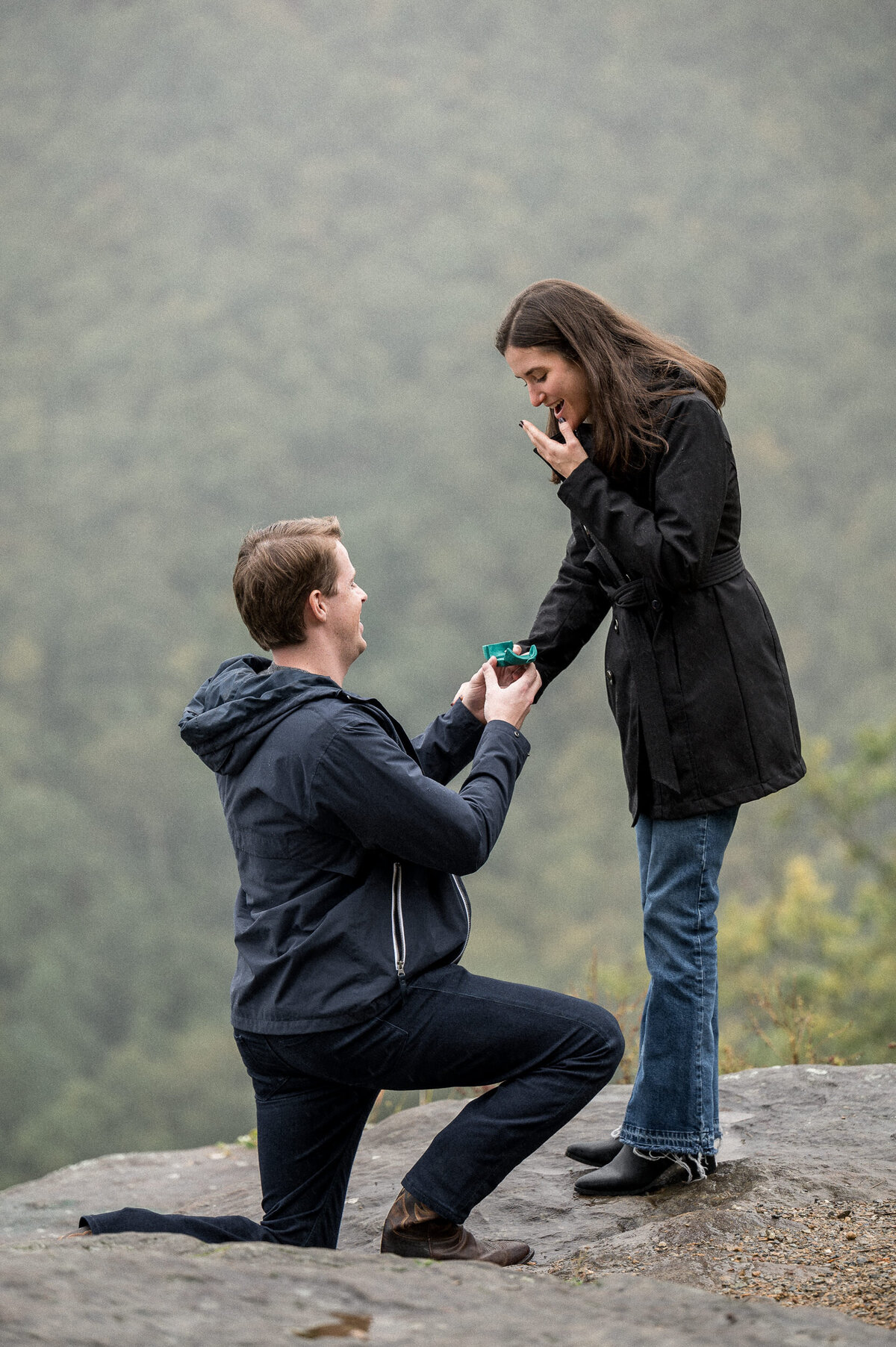Charlottesville Engagement Photography - Hunter and Sarah Photography-17