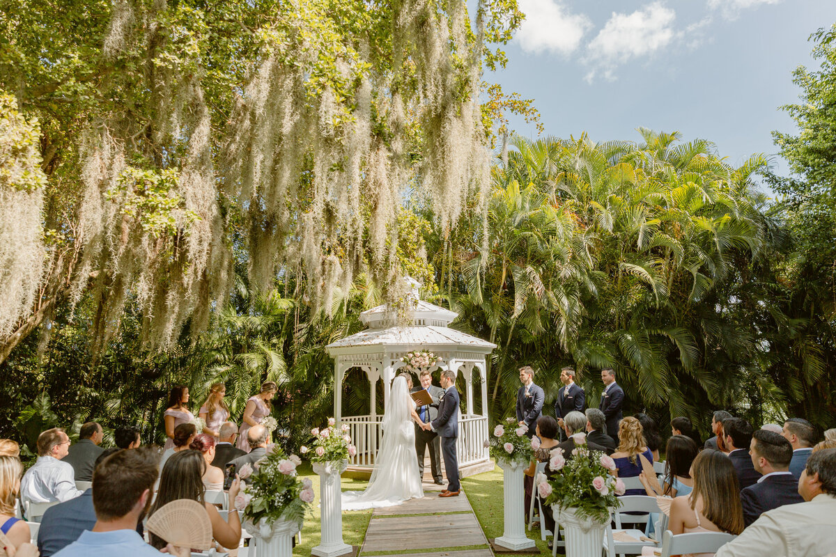 Wedding at Kilian Palms Country Club in Miami, Florida 13