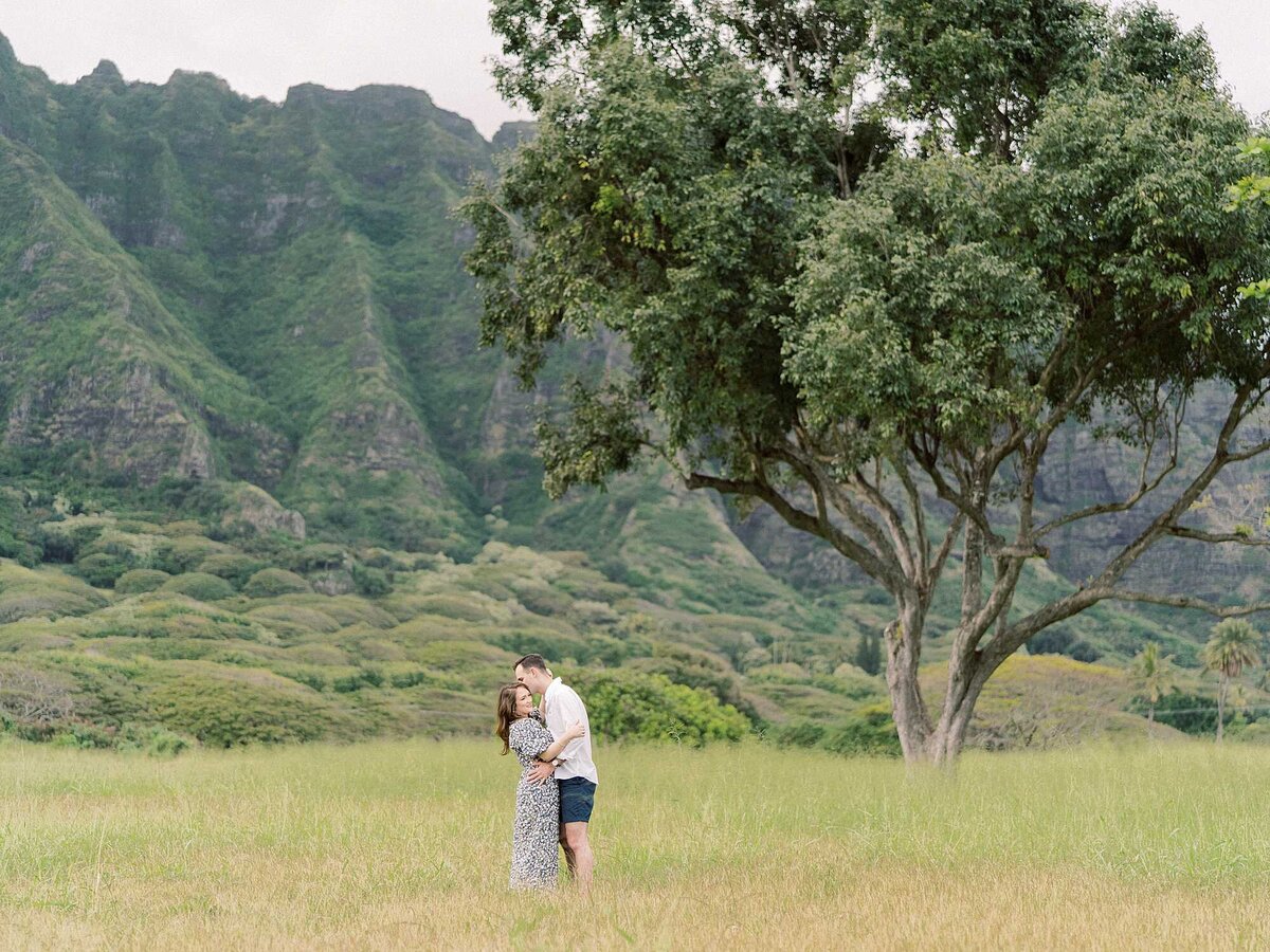 Oahu Hawaii Portrait Photographer Kualoa Regional Park Brigitte Thomas-6-1