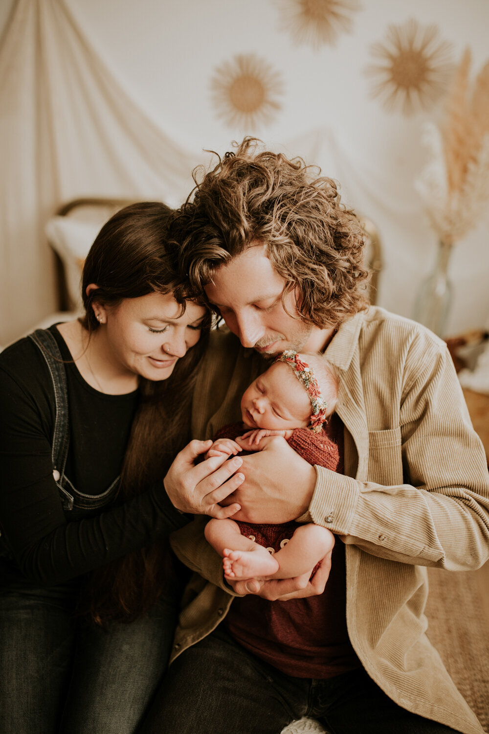 red-deer-central-alberta-newborn-maternity-photographer-51