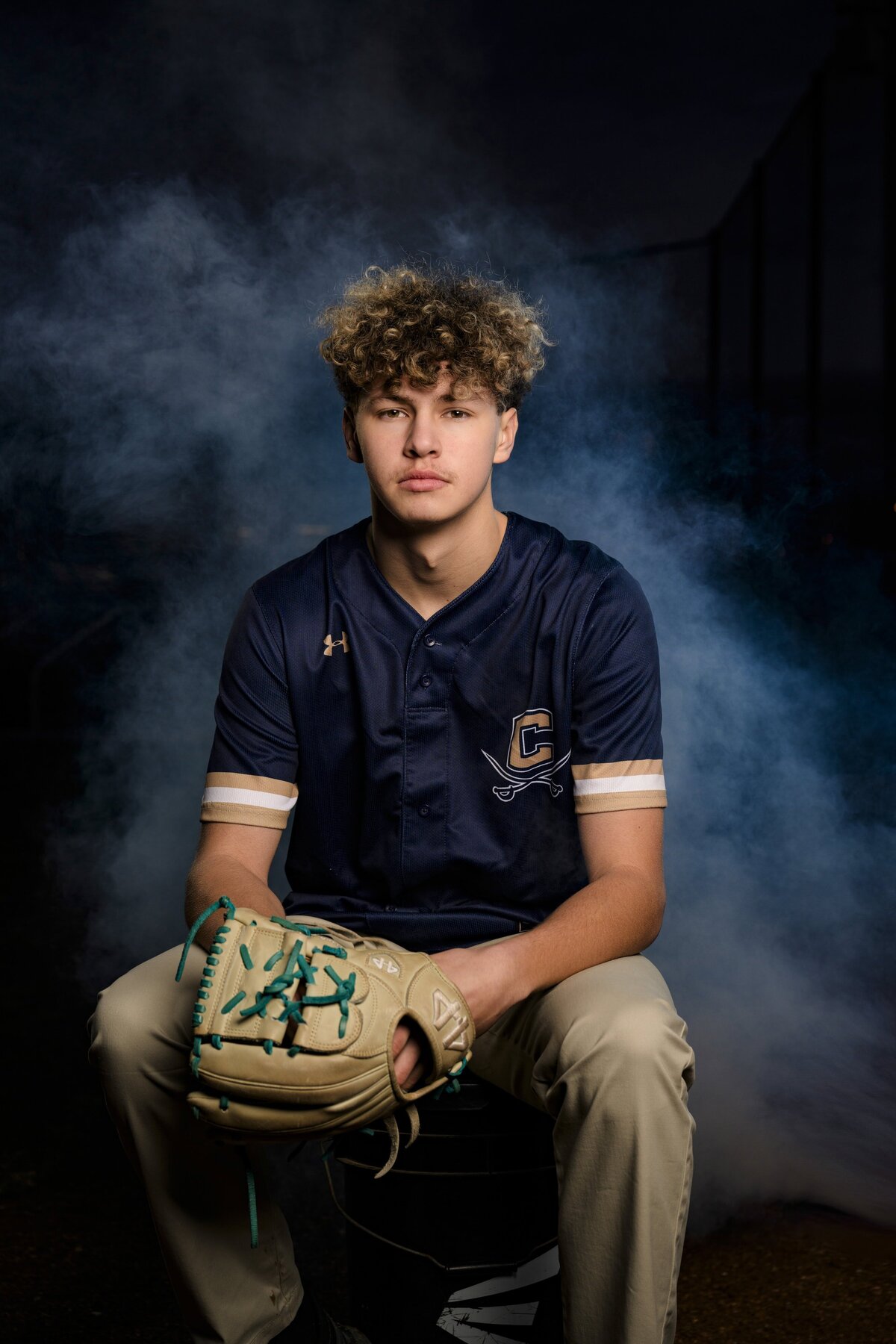 Tobi's-Timeless-Treasures-Photography-Seniors-Aaron-Cuthbertson-High-School