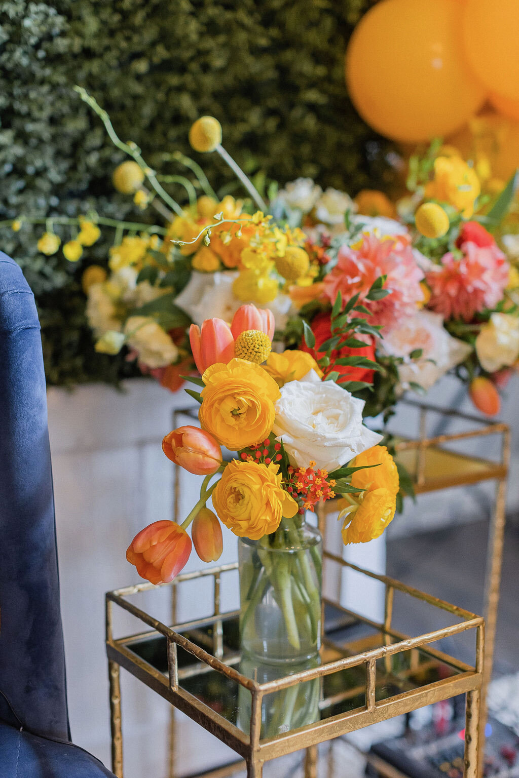 backdrop, side table, oblong arrangement,