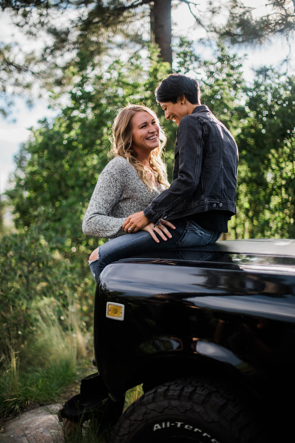 Romantic and Intimate Mountainside Engagement Photo Session in Payson Arizona-8322