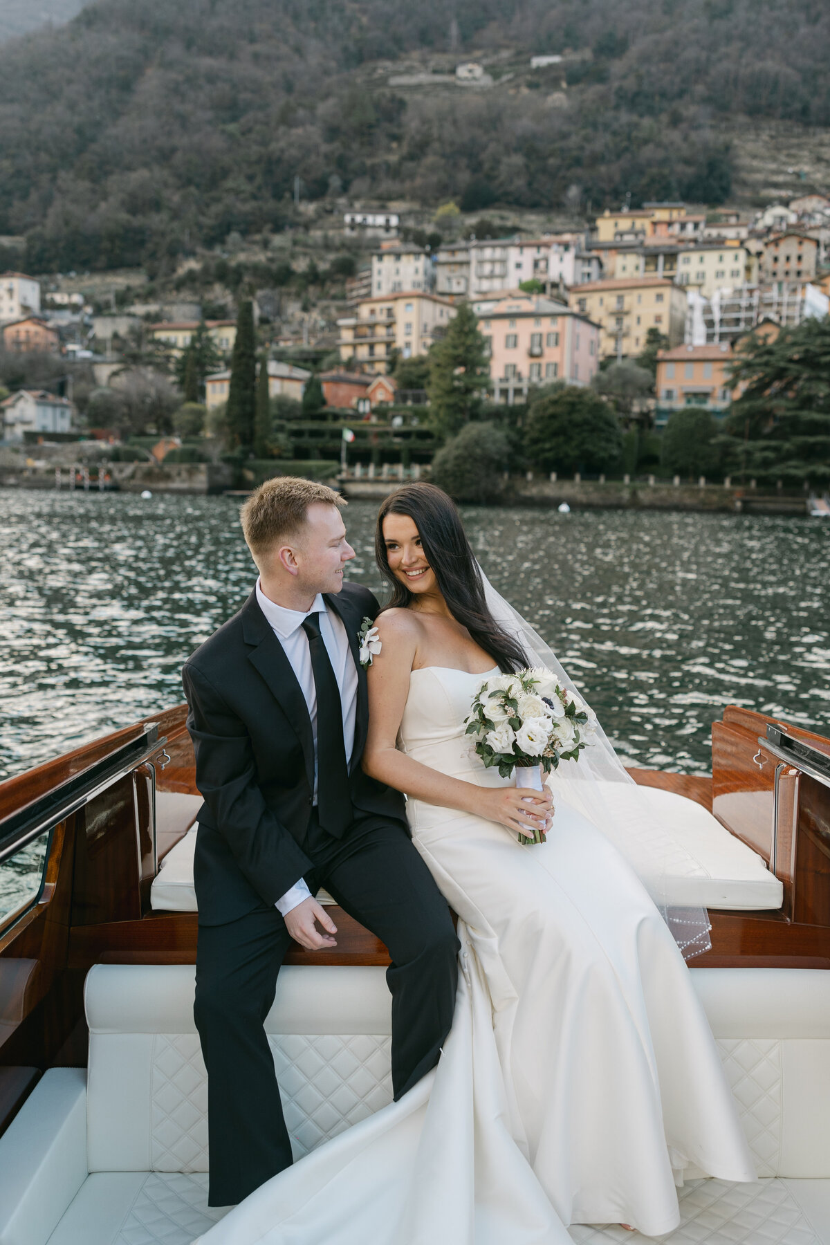 AbbyChris-Previews-LakeComoElopement-17March2025-AmaliStudios-89