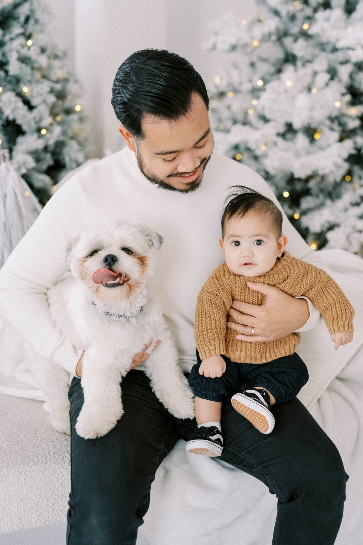 Family 2500px-1048
