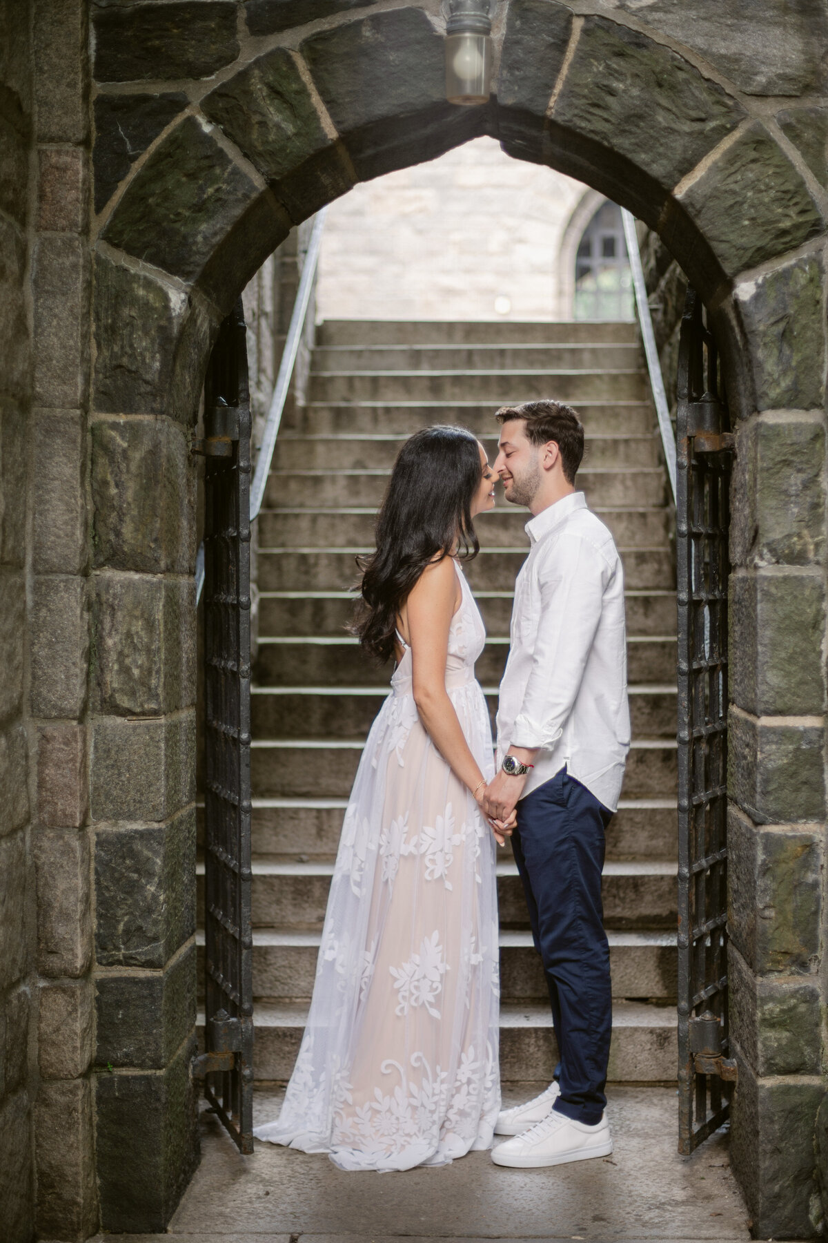 centralparkenengagementsession-engagementsessionnyc-fineartweddingphotographer-felixfeyginphotography-001
