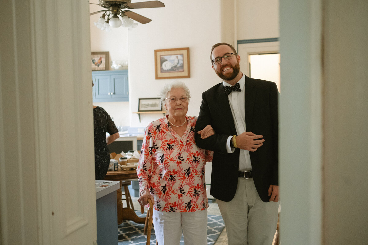 documentary photographer garden greenhouse wedding-11